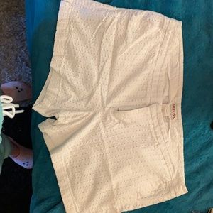Merona women’s shorts size 16. Like new condition!